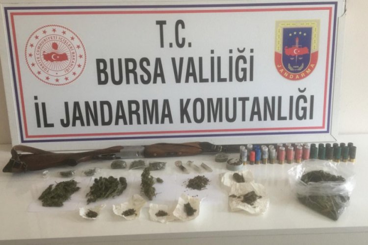 Bursa'da jandarma zehir tacirlerine g&ouml;z a&ccedil;tırmadı!