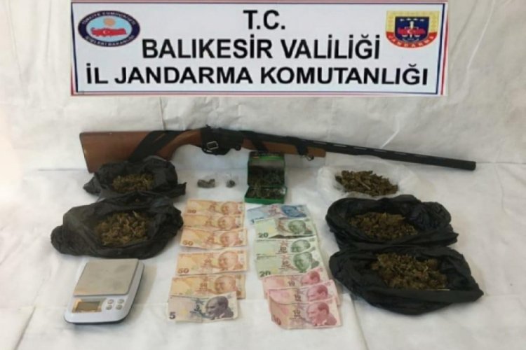 Jandarmadan uyuşturucu ve silah operasyonu