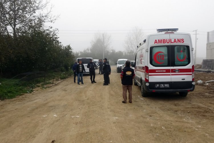 Fındık bah&ccedil;esinde ağaca asılı bulundu