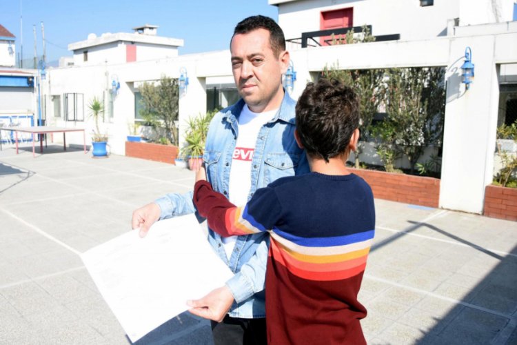 Pet şişeye tekme atan ortaokul &ouml;ğrencisine darp iddiası