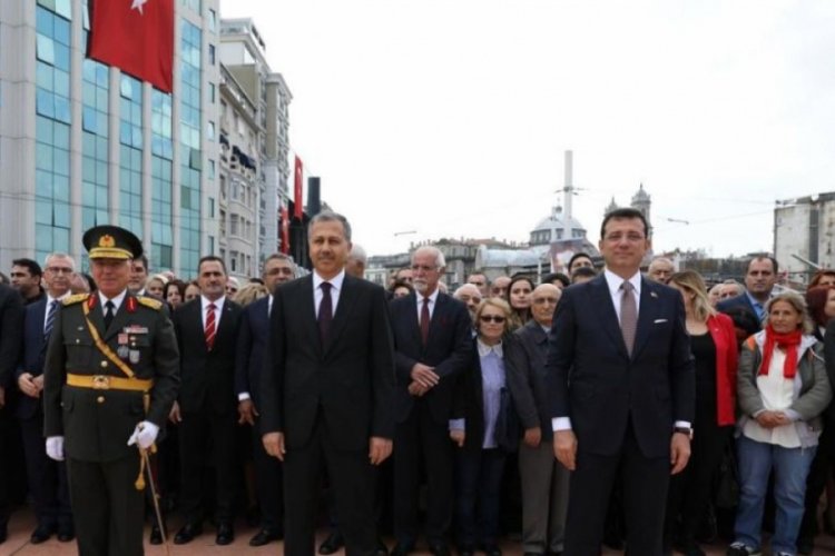 Ekrem İmamoğlu'ndan Taksim Meydanı'nda Cumhuriyet y&uuml;r&uuml;y&uuml;ş&uuml;