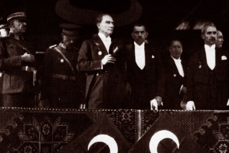 T&uuml;rkiye Cumhuriyeti 96 yaşında!