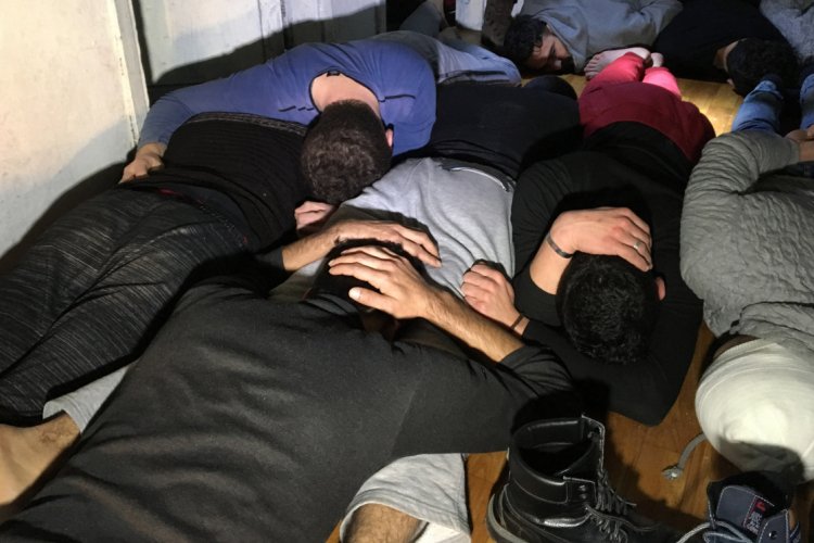 Bursa'da DEAŞ operasyonu! 26 kişiye g&ouml;zaltı