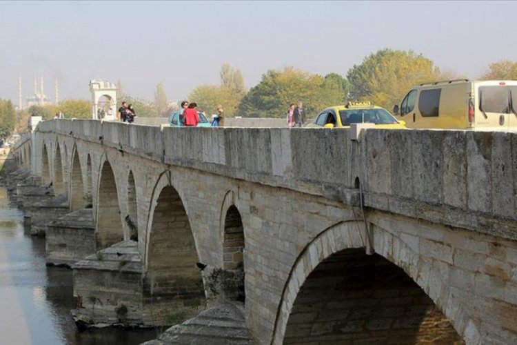 Meri&ccedil; K&ouml;pr&uuml;s&uuml; ara&ccedil; trafiğine a&ccedil;ıldı