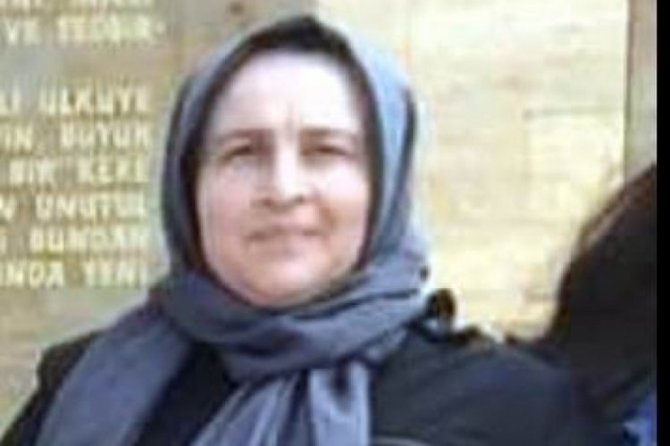 Trakt&ouml;r&uuml;n altında kalarak can verdi