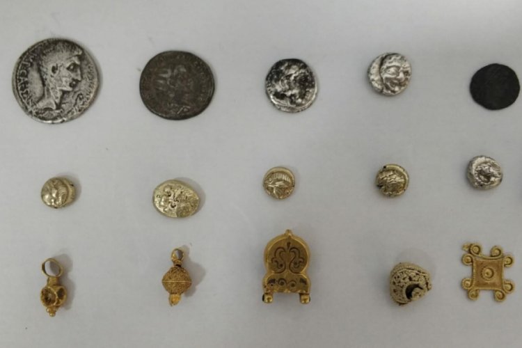 AVM otoparkında 16 par&ccedil;a tarihi eser ele ge&ccedil;irildi