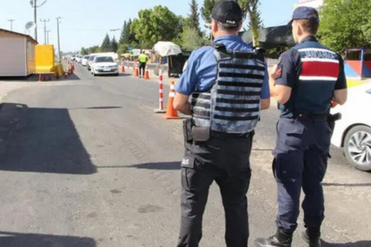Jandarma ve polis Whatsapp grubu kurup yakaladı