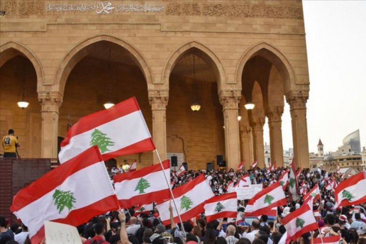 D&uuml;nyada eşitlik ve adalet talebi halkları sokağa d&ouml;kt&uuml;