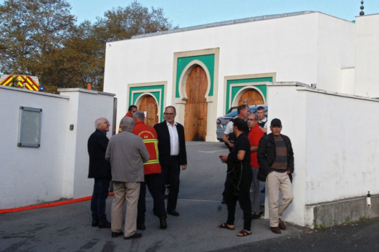 Camiye saldıran zanlı 'Notre Dame yangınının intikamını almak' istemiş