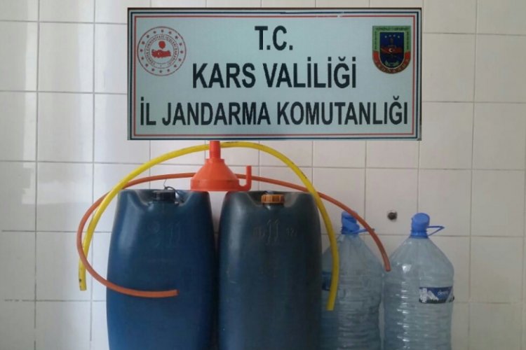 Akaryakıt &ccedil;alan 4 kişi su&ccedil;&uuml;st&uuml; yakalandı
