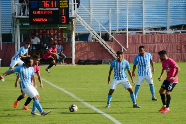 Kasımpaşa, Kemerspor 2003'&uuml; saf dışı bıraktı