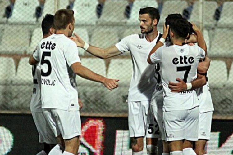 Fatih Karag&uuml;mr&uuml;k, Bandırmaspor'u rahat ge&ccedil;ti