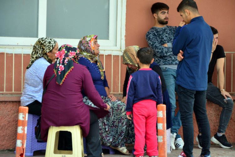 Gen&ccedil; futbolcunun cenazesi g&ouml;zyaşlarıyla adli tıptan alındı