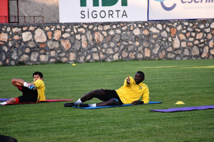 Yeni Malatyaspor'da Kasımpaşa mesaisi s&uuml;r&uuml;yor