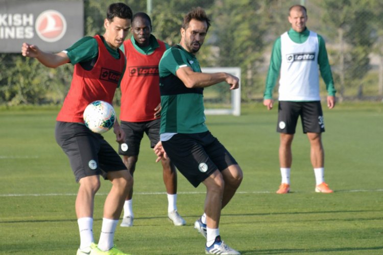 Konyaspor'da Gen&ccedil;lerbirliği hazırlıkları s&uuml;r&uuml;yor