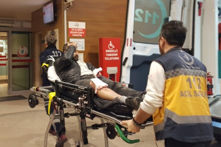 Bursa'da alkoll&uuml; m&uuml;şterisini bacaklarından vurdu