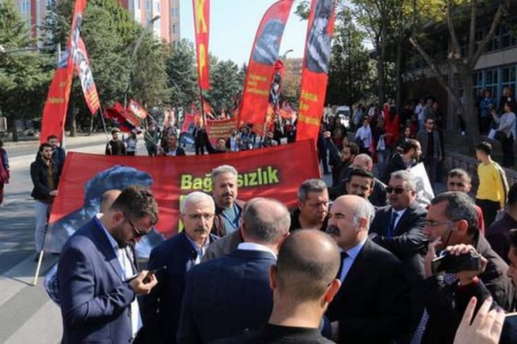 Anıtkabir'deki engellemeye su&ccedil; duyurusu