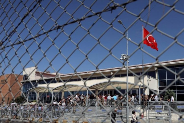 Tutuklu-avukat g&ouml;r&uuml;şmesine kısıtlama 'Anayasaya uygun' bulundu