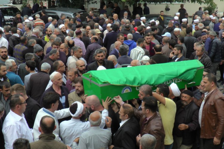 Cinayete kurban giden taksi şof&ouml;r&uuml; son yolculuğuna uğurlandı