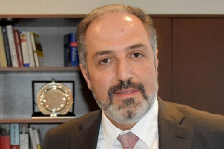 Eski AK Partili &Uuml;nal: Ertuğrul &Ouml;zk&ouml;k, Ahmet Hakan in, Yeneroğlu out