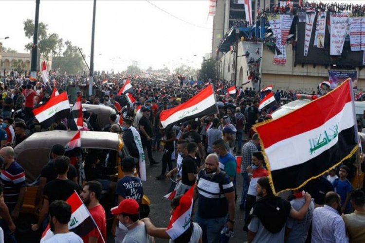 'Irak'taki g&ouml;sterilerde 250'den fazla kişi hayatını kaybetti'