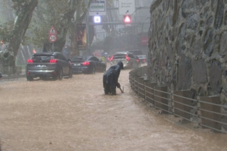 T&uuml;nel girişini su bastı