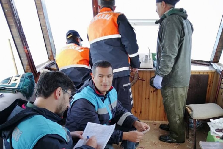 Tarım ve Orman il m&uuml;d&uuml;rl&uuml;ğ&uuml;n&uuml;n su &uuml;r&uuml;nleri denetimleri
