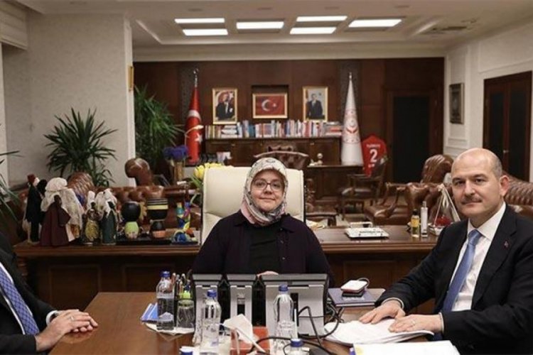 Ailenin korunması ve kadına y&ouml;nelik şiddetle m&uuml;cadele i&ccedil;in &uuml;&ccedil; bakan buluştu