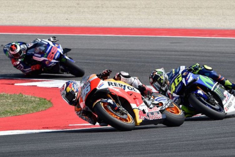 MotoGP'de heyecan Malezya'da s&uuml;recek
