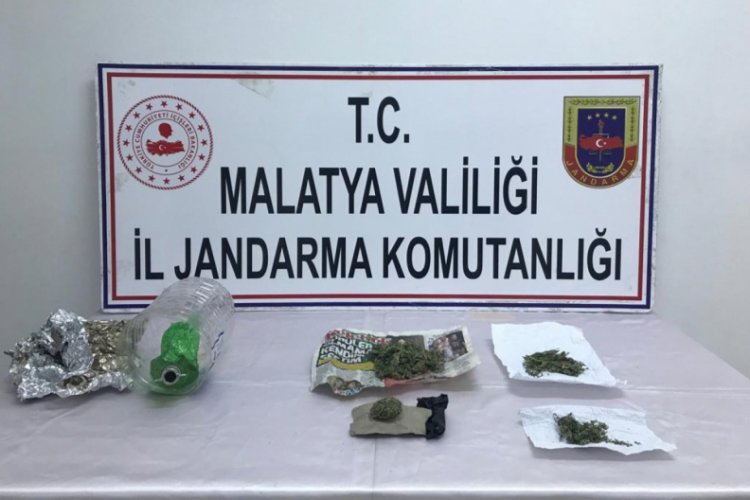205 gram kubar esrar yakalandı