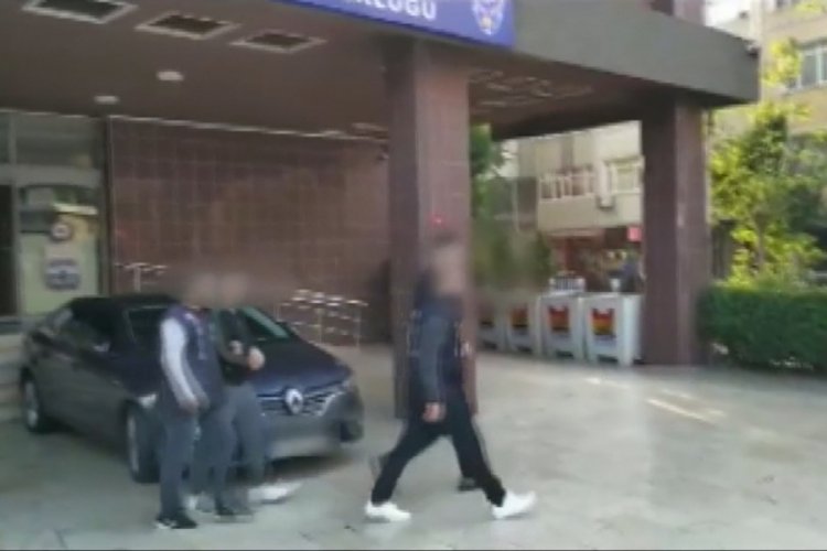 Zeytinburnu'nda arkadaşını silahla vuran ş&uuml;pheli yakalandı