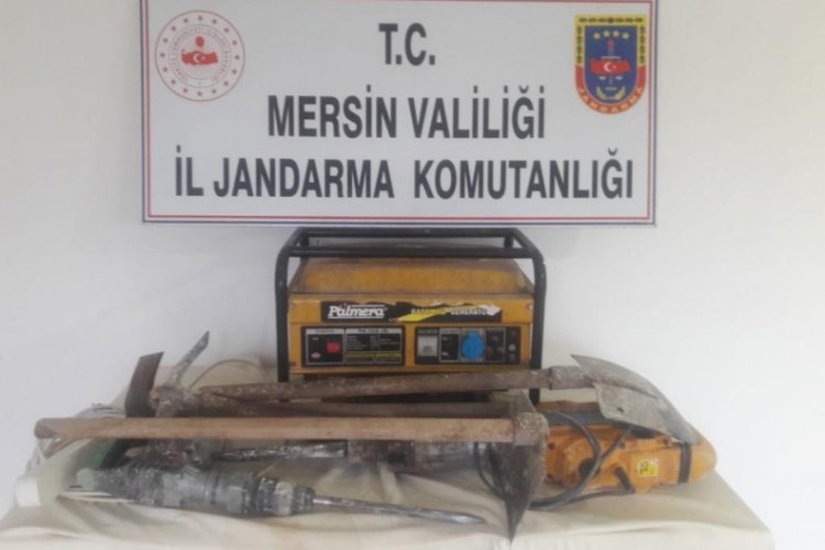 Ka&ccedil;ak kazı yapan 9 kişi su&ccedil;&uuml;st&uuml; yakalandı
