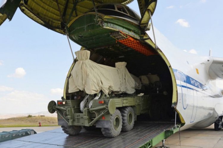 "T&uuml;rkiye'ye S-400 teslimatını planlanandan erken tamamladık"