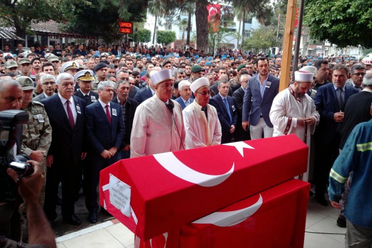 Şehit Veteriner Uzman &Ccedil;avuş Sarıcan, Hatay'da toprağa verildi
