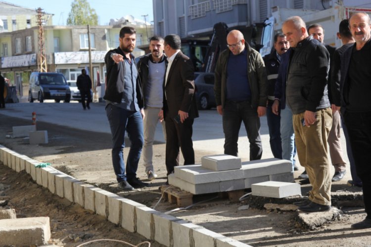 Başkale Belediyesinden kaldırım &ccedil;alışması