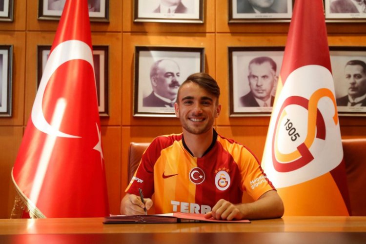 Galatasaray, Yunus Akg&uuml;n'&uuml;n s&ouml;zleşmesini uzattı