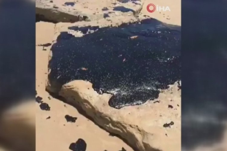 Brezilya plajlarını petrole bulayan Yunan gemisi &ccedil;ıktı