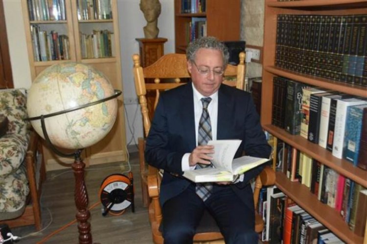 NASA'da &ccedil;alışan bilim insanı, hayran kaldığı İzmir'e yerleşti