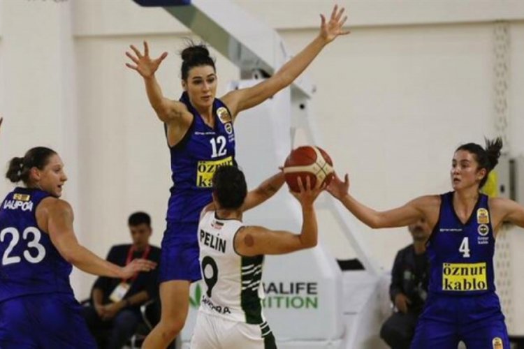 Fenerbah&ccedil;e &Ouml;znur Kablo, galibiyetle d&ouml;n&uuml;yor!