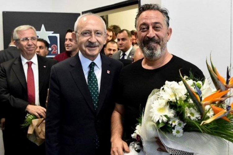 Kılı&ccedil;daroğlu ve Yavaş, Cem Yılmaz'ı izledi