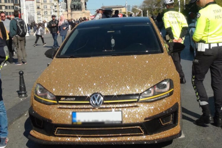Herkesin ilgi odağı oldu, polis cezayı kesti!