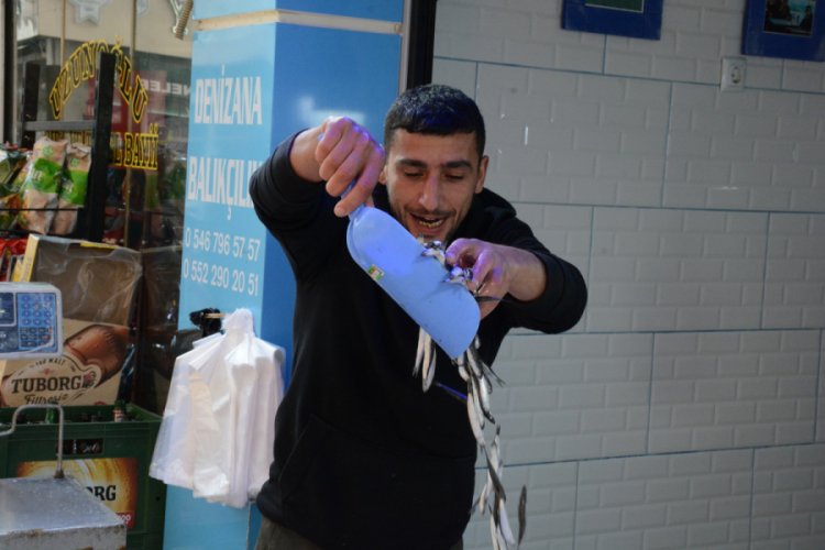 K&ouml;t&uuml; hava balık fiyatlarını artırdı