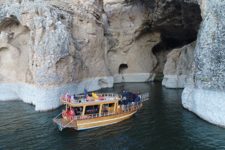 Yeni keşfedilen kanyonlara tekne ile tur