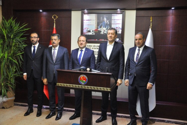 Milli Eğitim Bakanı Sel&ccedil;uk, eğitim değerlendirmesi i&ccedil;in Şırnak'a geldi