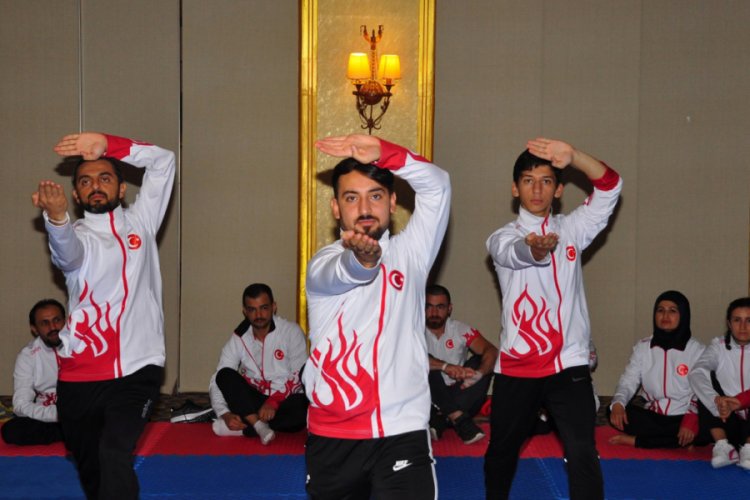 İşitme engelliler karate ve tekvando milli takımları kampta