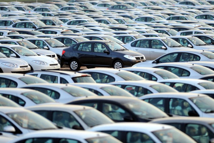 Otomotiv ihracatı 2,8 milyar dolara d&uuml;şt&uuml;