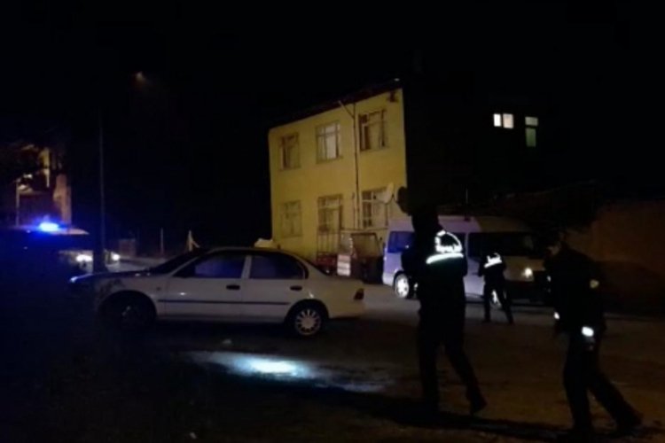 &Ccedil;orum'da silahlı kavga: 3 yaralı