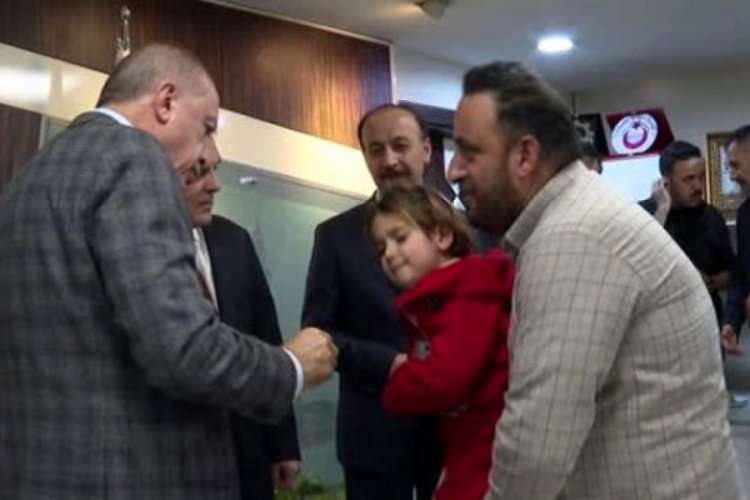 Cumhurbaşkanı Erdoğan, YPG'li ter&ouml;ristlerin havan topuyla şehit edilen Muhammed bebeğin ailesiyle g&ouml;r&uuml;şt&uuml;