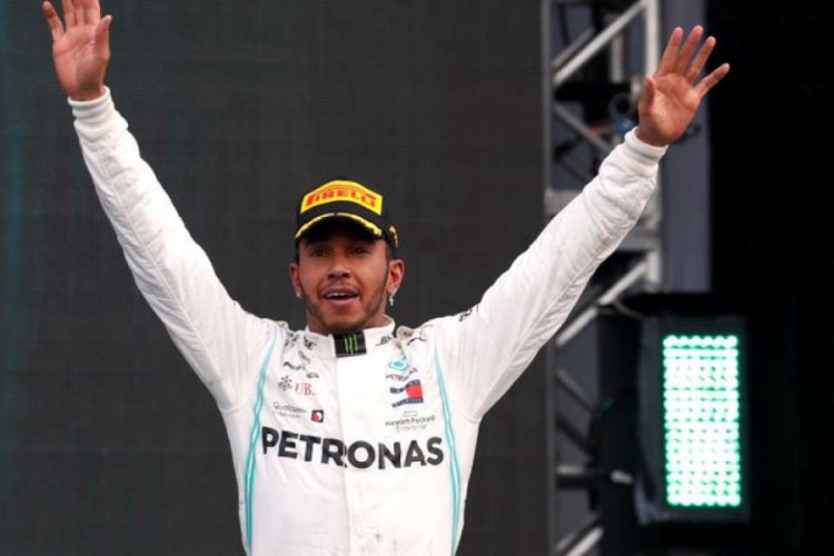 Lewis Hamilton şampiyonluğunu ilan etti