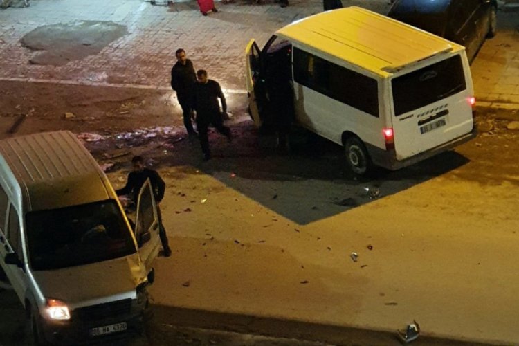 Y&uuml;ksekova'da maddi hasarlı trafik kazası